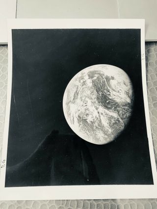 Nasa Press Photo - 1968 Apollo 8 - Earth View Western Hemisphere