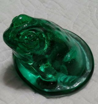 Vintage Green Glass Frog Or Toad Paperweight Figurine