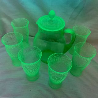 Vintage Green Vaseline Uranium Crackle Glass Pitcher W Lid 10” & 7 Glasses 5.  75”
