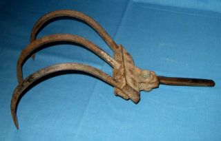 Antique Vtg Farm Garden Tool 3 Prong/tine Hand Cultivator/rake/claw/attachment