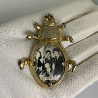 Vintage The Beatles Beetle Brooch Goldtone Photo Of Band Members