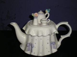Ceramic Pottery Figural Tea Pot With A Tea Pot Set Lid,  7 " Tall X 10 " Wide