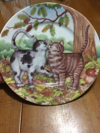 7.  5 " St Martin Email De Limoges 2 Happy Cats Plate Striped & Black Spotted