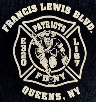 Fdny Nyc Fire Department York City T - Shirt Sz M Engine 320 L 167 Queens