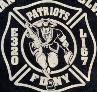 FDNY NYC Fire Department York City T - shirt Sz M Engine 320 L 167 Queens 3