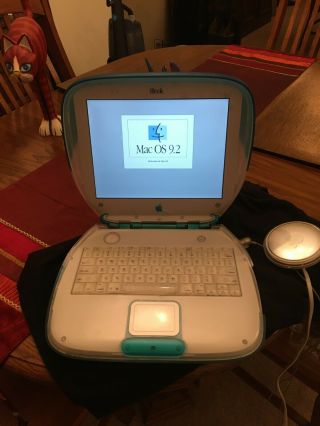 Clamshell Ibook Blueberry Great Os X 9.  2 Vintage Apple Laptop