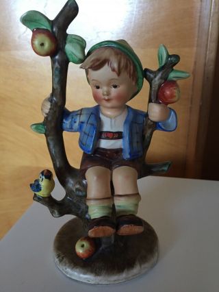 Goebel Hummel W.  Germany 5 3/4 " Figurine - 142/1 Apple Tree Boy