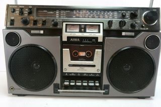 Vintage Aiwa Tpr - 950h Boombox Cassette Recorder Radio & Meters Work