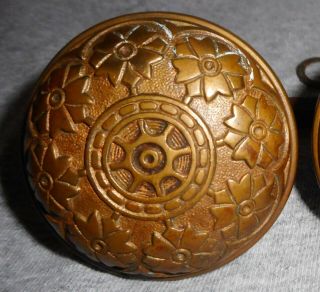 2 Pc Set Vintage Victorian Brass Or Bronze Ornate Round Antique Door Knobs
