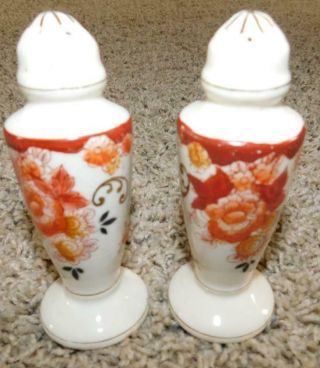 0778 Vintage Set Porcelain Orange Rust Flowered Flowers Salt & Pepper Shakers