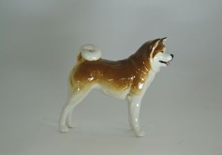 Statuette Made Of Porcelain Dog Akita Inu
