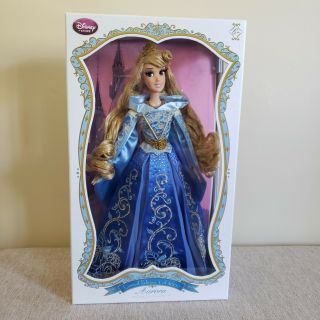 Disney Sore Aurora Sleeping Beauty Blue Dress Doll Limited Edition