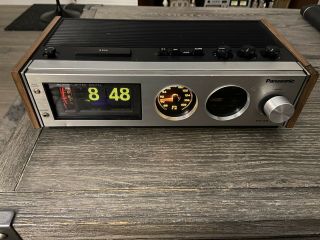 Vintage 1970 Premium Panasonic Rc - 7462 Black Light Model Am/fm Flip Clock