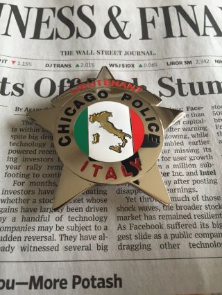 Italian Pride Parade Medal 2006 Chicago Le Solid Metal Lieutenant Epaulette