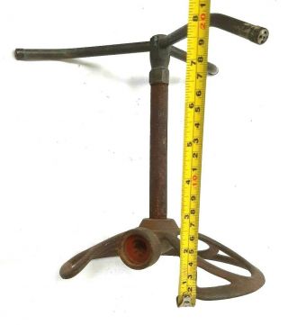 Vintage Quirky Unbranded Sprinkler - for the eccentric lawn 3