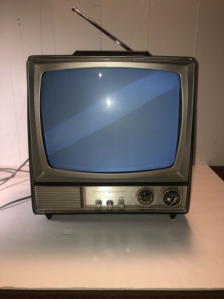Vintage Ge 12 " Black And White Portable Tv Collectable