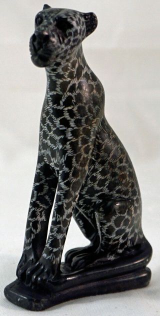 Carved Black Soapstone Cheetah Figurine Details