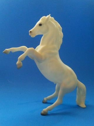 Classic White Rearing Stallion Lippizan Horse Model 180 Breyer Molding Co.  Usa