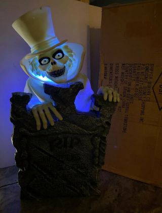 Disney Haunted Mansion Hatbox Ghost Big Figure Tombstone Lights 2 Feet Tall Rare