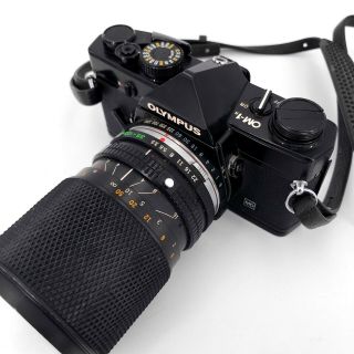 Olympus Om - 1 Vintage Film Camera Black — 35 - 105 Zuiko Zoom Lens