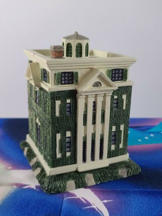 Disney Haunted Mansion Hinged Resin Box With Figure Rare Doom Buggy Ghosts Goofy