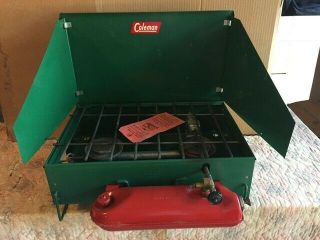 Vintage Colman 2 Burner Outdoor Camping Cooking Stove.  Very Little Use.