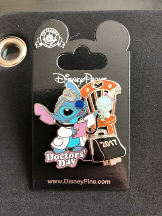 Disney Pin Doctors’ Day 2017 Stitch And Scrump