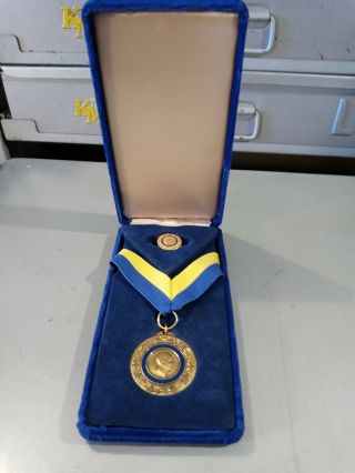 Vintage Rotary International Medal Paul Harris Fellow Lapel Pin Sapphire Case