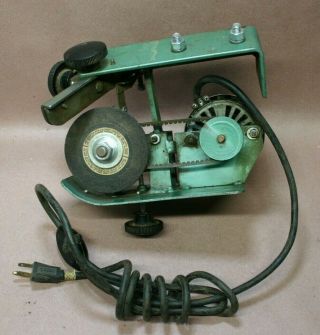 Vintage Bel - Saw Machinery Co.  Chainsaw Sharpener 550 - 1