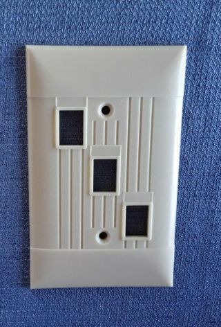 Vtg.  Art Deco Switch Plate Cover 3 Switch Openings.  Ivory Bakelite Rare