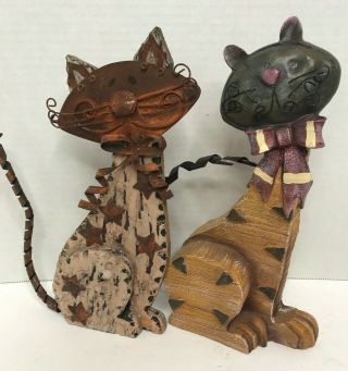2 Vintage Primitive Folk Art Wood Resin Metal Cats 9.  75 " & 9.  5 " Figurines Bows