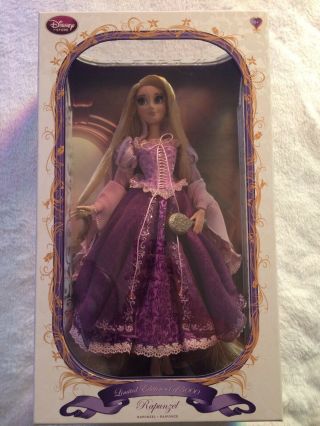 Disney Store Purple Rapunzel Limited Edition 5000 Deluxe Tangled Doll 17 "