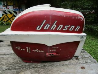Vintage Outboard Johnson Sea Horse 7 1/2 Hp Cowling Housing Shroud Hood Cover