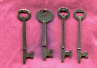 4 Vintage 3” Skeleton Keys For Doors