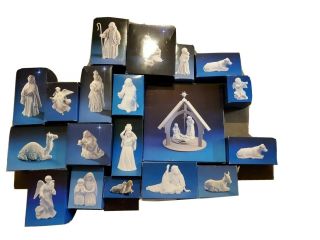 Vintage 1981 - 1993 (19 Piece) Avon White Porcelain Nativity Set In Boxes