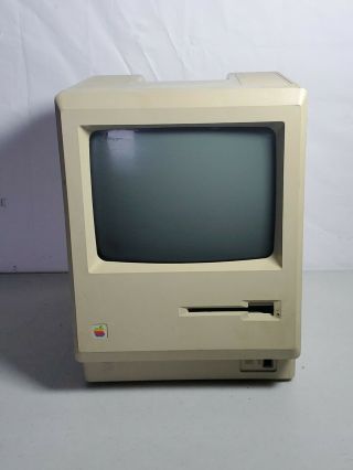 Vintage 1984 Apple Macintosh 128k Model M001 Computer.