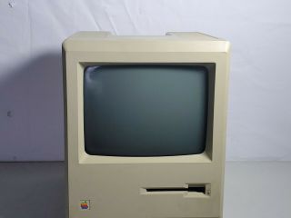 Vintage 1984 Apple MACINTOSH 128K model M001 computer. 2