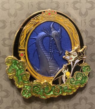 Disney Pin - 13 Reflections Of Evil - Villains Mirror Image Maleficent Dragon Le
