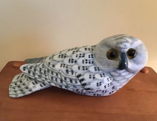 Vintage Hand - Carved Hand - Painted Snowy Owl Blue Beak Glass Eyes 7” X 3 1/2”