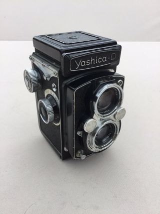 Yashica - D Vintage Camera W/copal - Mxv 1:3.  5 80 Mm Lens