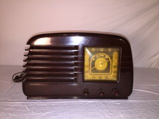 Vintage Brown Bakelite Short Wave Tube Radio,  Maybe " Admiral " Brand Model 51 - A6