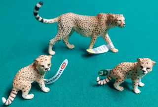 Schleich Cheetah Set Family Mother & Cubs Collectable