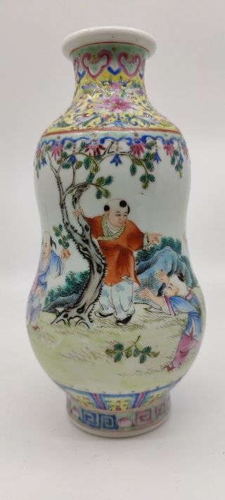 Chinese Famille Rose Vase With Figures From Republic Period.