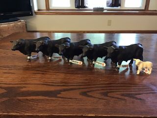 5 Schleich Farm World Black Angus Bulls Animal Figures,  1 Lamb