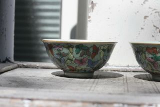 Chinese famille rose bowl with butterfly motif marked qianlong 3