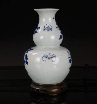 FINE Chinese Blue and White Copper Red Double Gourd Vase & Wood Stand 18/19th C 2