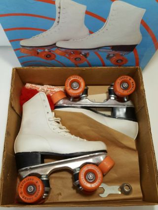 Vintage 70s/80s White Roller Derby Skates Size 5 Orange Quad Urethane Wheels Exc