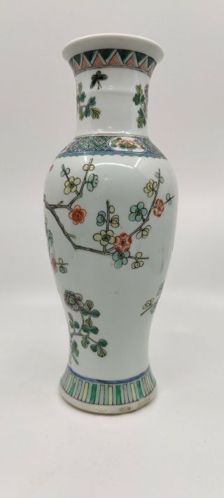 Late 19th century famille verte vase with bird in a garden Chinese export 3