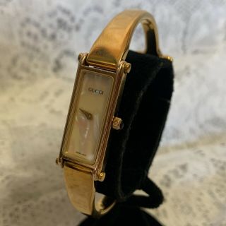 Vintage Gucci 1500 Ladies Bangle Watch Gold Plated White Mother Of Pearl Dial