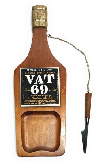 Vintage Vat 69 Blended Scotch Whisky Wooden Cutting Board Scotland Advertising
